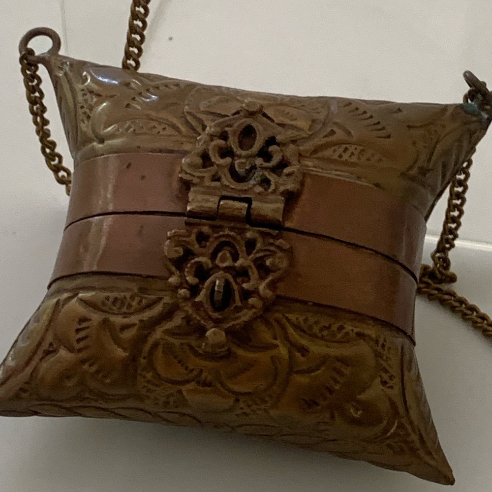 Vintage pillow purse necklace with chain and cushion box pendant copper velvet
